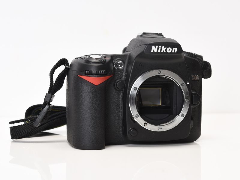 美品♪☆Wi-Fi付き＆標準～超望遠OKです☆ Nikon D90 #5117