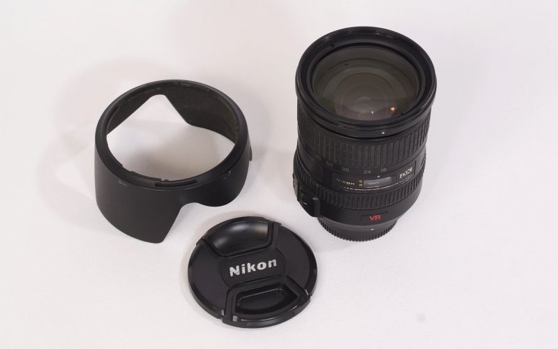 AF-S DX NIKKOR 18-200mm f/3.5-5.6G ED VR II 中古