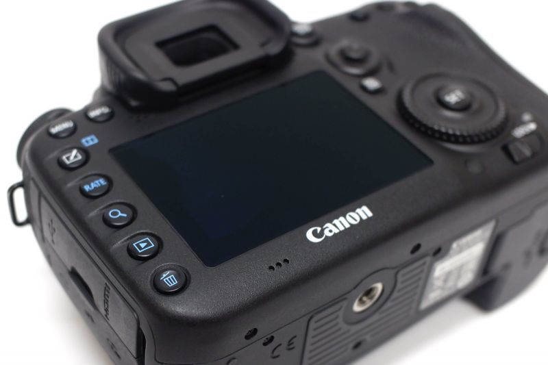 中古良品] Canon EOS 7D Mark II ボディ 元箱付き