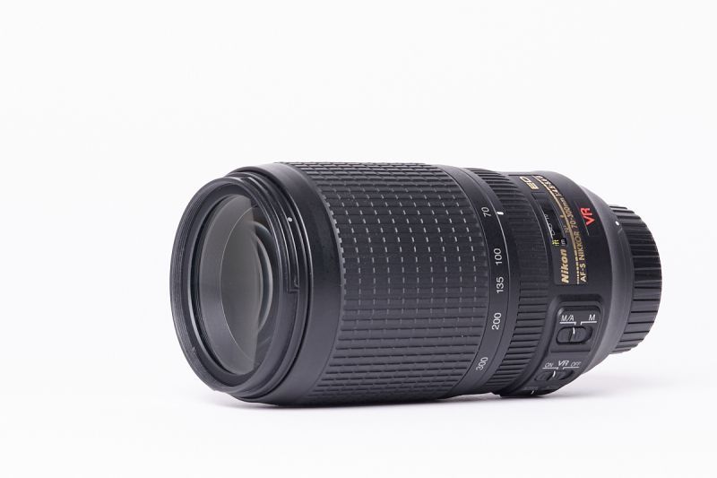 中古美品] AF-S VR Zoom-Nikkor 70-300mm f/4.5-5.6G IF-ED